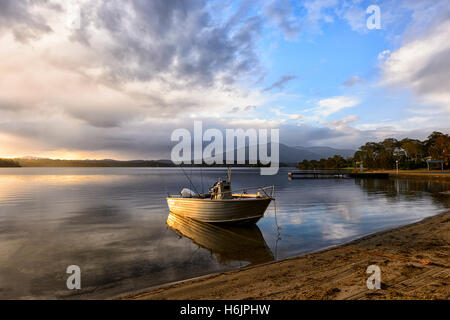 Bukolische Szene an Wallaga Lake, in der Nähe von Bermagui, South Coast, New South Wales, NSW, Australien Stockfoto