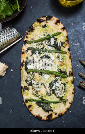 gesunde Pizza mit alternativen Zutaten für Vegetarier Stockfoto