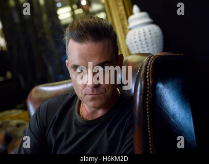 Berlin, Deutschland. 26. September 2016. Britischer Sänger Robbie Williams in Berlin, Deutschland, 26. September 2016. Foto: BRITTA PEDERSEN/Dpa/Alamy Live News Stockfoto