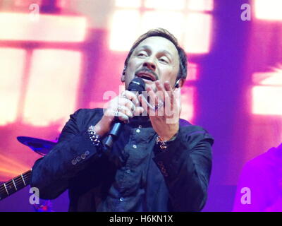 London, UK. 30. Oktober 2016. Die erste Londoner Konzert von einem russischen Sänger Stas Mikhailov, Troxy, London, UK © Nastia M/Alamy Stockfoto