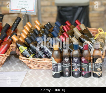 Produziert wird an eine französische Straße Markt, Brentwood, Essex. Stockfoto