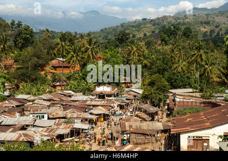 Markttag in einem Dorf in den Uluguru-Bergen, Region Morogoro, Tansania Stockfoto