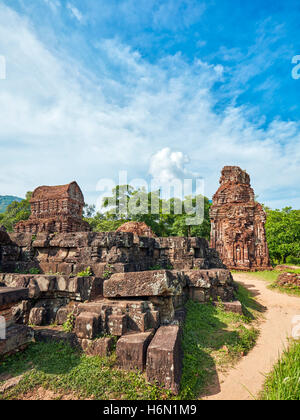 Antiken Tempelruinen von Gruppe B My Son Heiligtum, Quang Nam Provinz, Vietnam. Stockfoto