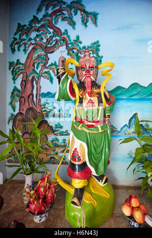 Statue in Tam Thai Pagode auf Thuy Son Berg. Die Marble Mountains, Da Nang, Vietnam. Stockfoto