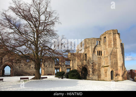 Winter Schnee, Newark Castle, Newark auf Trent, Nottinghamshire, England, UK Stockfoto