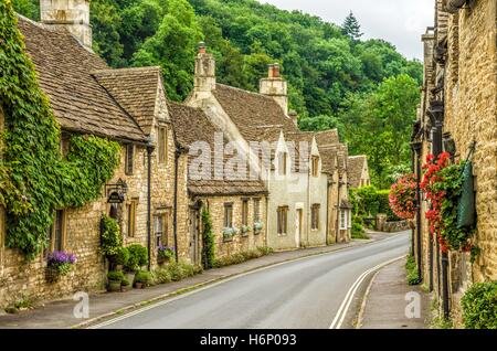 Dorf von Castle Combe Stockfoto