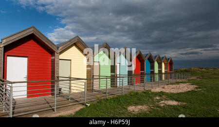 Farbenfrohe Strandhütten, Blyth Strand, Blyth, Northumberland, England, Uk Stockfoto