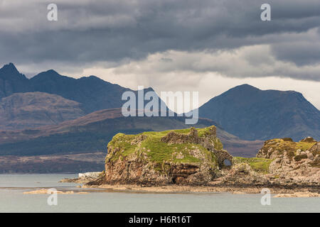 Dunscaith Burgruine auf der Isle Of Skye. Stockfoto