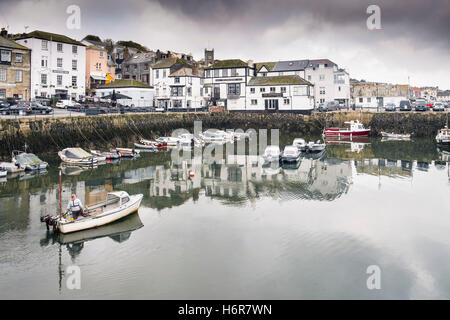 Der kleine Hafen am Custom House Quay in Falmouth, Cornwall. Stockfoto