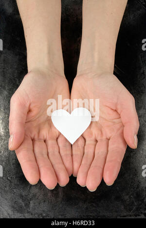 Hand Gefühl romantische Liebling Liebe verliebt verliebte sich in Liebe Valentinstag Herz gesunden Menschen Menschen Menschen folk Personen Menschen Stockfoto