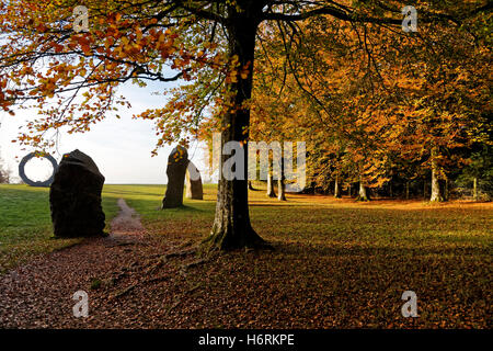 Heaven's Gate, Longleat Safari & Abenteuerpark, Wiltshire, UK. 31. Oktober 2016. Herbstfärbung bei Heaven's Gate auf dem Anwesen von Longleat in Wiltshire, Vereinigtes Königreich Credit: Andrew Harker/Alamy Live News Stockfoto