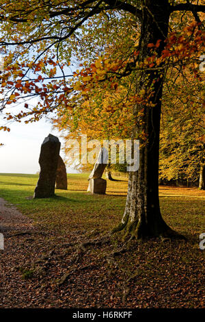 Heaven's Gate, Longleat Safari & Abenteuerpark, Wiltshire, UK. 31. Oktober 2016. Herbstfärbung bei Heaven's Gate auf dem Anwesen von Longleat in Wiltshire, Vereinigtes Königreich Credit: Andrew Harker/Alamy Live News Stockfoto