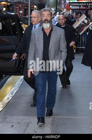 New York, NY, USA. 1. November 2016. Mel Gibson, auf Good Morning America (GMA) unterwegs für Promi-Schnappschüsse - di, New York, NY 1. November 2016. Bildnachweis: Derek Sturm/Everett Collection/Alamy Live-Nachrichten Stockfoto