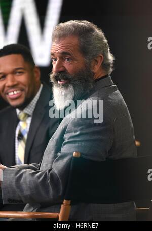 New York, NY, USA. 1. November 2016. Mel Gibson, auf Good Morning America (GMA) unterwegs für Promi-Schnappschüsse - di, New York, NY 1. November 2016. Bildnachweis: Derek Sturm/Everett Collection/Alamy Live-Nachrichten Stockfoto