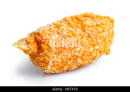 Detail des gefrorenen panierte Surimi Krabbe Zange isoliert auf weiss in Sicht. Stockfoto