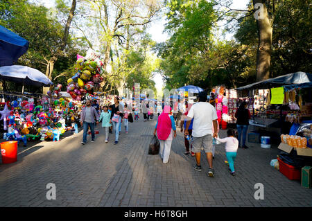 Anbieter und Besucher Park Chapultepec, Mexiko-Stadt, Mexiko Stockfoto