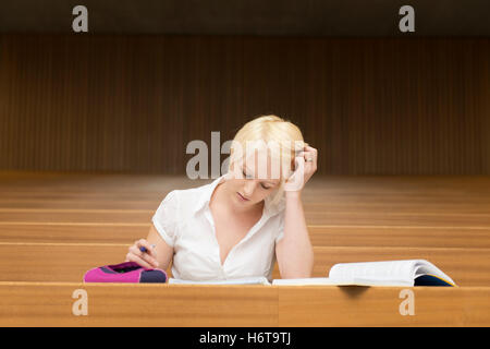 Studie Bildung lernen Schüler Studenten Universität Bildungseinrichtung Bildungseinrichtung Bildungseinrichtung Stockfoto