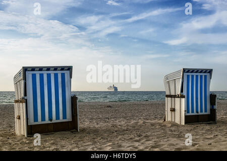 liegen am Strand Stockfoto