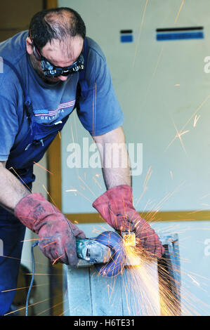 Männer Mann Menschen Menschen Volkes folk Personen menschlicher Mensch Werkzeug Handwerkzeuge Job-Build-technische Industrie Industrie Stockfoto