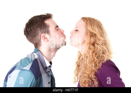 junge Paar küssen Stockfoto