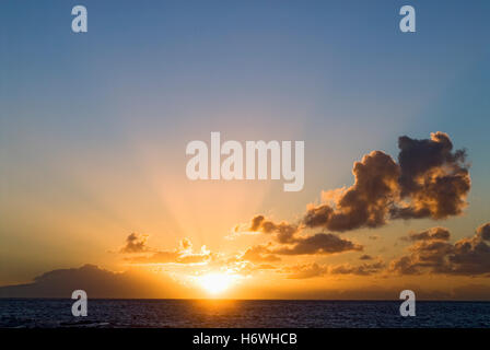 Sonnenuntergang am Strand von Playa del Ingles, auf der Kanarischen Insel La Gomera, Spanien, Europa Stockfoto