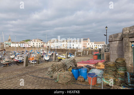 Angelausrüstung bei Ilfracombe Hafen, North Devon, England, UK Stockfoto