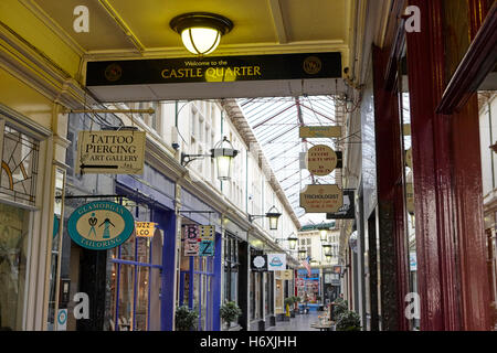 High Street einkaufen arcade Burgviertel Cardiff Wales Großbritannien Stockfoto