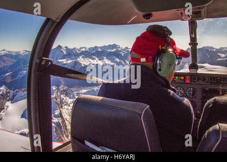 Helles Flugzeug Flug vom Flughafen Aosta, Aostatal, Italien. Stockfoto