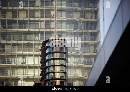 Manchester-Zahl eine Deansgate abstrakte Architektur Reflexion Manchester Urban City centre Center Hochhaus hoch smal Stockfoto