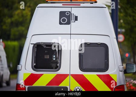 mobilen Durchsetzung Fahrzeug Radarfalle A57 Hyde Straße Geschwindigkeit Durchsetzung Greater Manchester Casualty Reduktion Partnership van rad Stockfoto