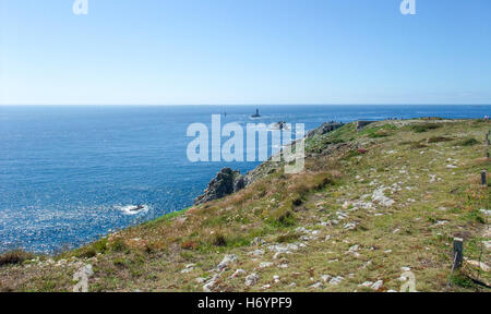 Küstenlandschaft rund um Pointe du Raz, einer Landzunge in der Bretagne, Frankreich Stockfoto