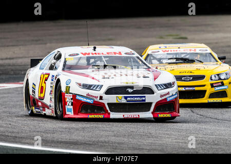 Adria, Rovigo, Italien - 17. September 2016: Dexwet Renauer Team, angetrieben von Brutto Peter beim Rennen in der Nascar Whelen Euro Stockfoto