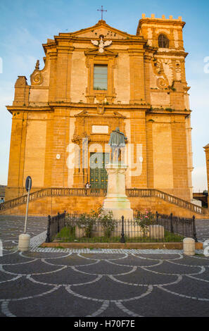 Enna, Sizilien, Italien, Piazza Armerina Kathedrale (Cattedrale di Maria Santissima delle Vittorie, Duomo di Piazza Armerina) ist eine römisch-katholische Kathedrale Stockfoto