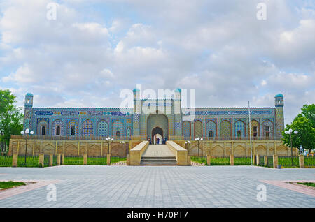 Khudayar Khan-Palast ist eine der beliebtesten Sehenswürdigkeiten von Fergana-Tal befindet sich im alten Kokand, Usbekistan. Stockfoto