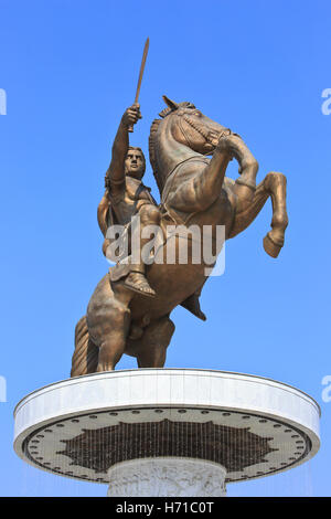 Statue von Alexander dem großen (Krieger auf einem Pferd Statue) Mazedonien Square in Skopje, Mazedonien Stockfoto