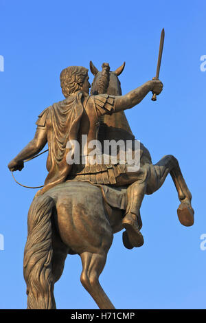 Statue von Alexander dem großen (Krieger auf einem Pferd Statue) Mazedonien Square in Skopje, Mazedonien Stockfoto