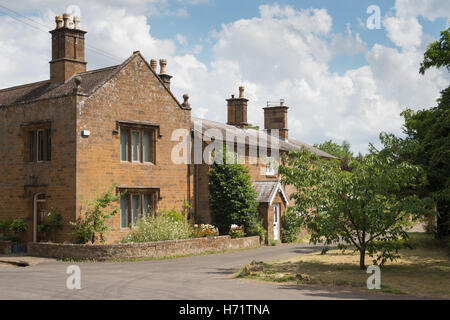 Wohn Häuser im Dorf Adderbury, North Oxfordshire, England, Vereinigtes Königreich Stockfoto