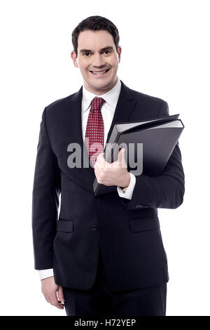 Lachen Lachen Lachen Twit kichern Lächeln Lächeln lachen lachend lächelnd die hand lächelt Hände isoliert männlich männlich Stockfoto