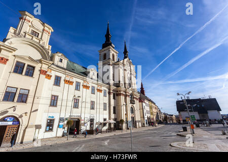 Jihlava, Masaryk-Platz mit St. Ignatius Church, Rathaus, Region Vysocina, Tschechische Republik Stockfoto