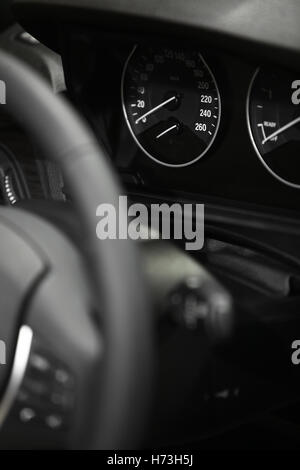 Eisenbahn Lok Zug Motor Rollmaterial Fahrzeug Mittel der Reise Dashboard Gefahr Makro Nahaufnahme Makro Aufnahme hautnah Stockfoto