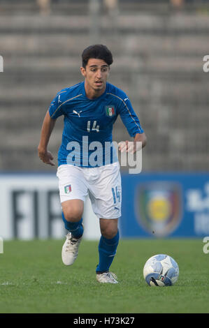 Ravenna, Italien. 31. Oktober 2016. Antonio Candela (ITA) Fußball: UEFA European u-17 Meisterschaft 2017 Qualifikationsrunde Gruppe 4 Match zwischen Italien mit 2: 0 Serbien im Stadio Bruno Benelli in Ravenna, Italien. © Maurizio Borsari/AFLO/Alamy Live-Nachrichten Stockfoto