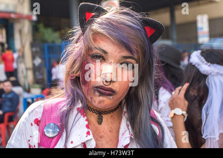 Sao Paulo, Brasilien. 2. November 2016. Menschen aus mehreren Zeichen von Terror, gesammelt für die Realisierung von Zumbie Spaziergang am Nachmittag des Mittwoch geschminkten (02 SP im Mittelbereich. (Foto: Tom Vieira Freitas/Fotoarena) Credit: Foto Arena LTDA/Alamy Live-Nachrichten Stockfoto