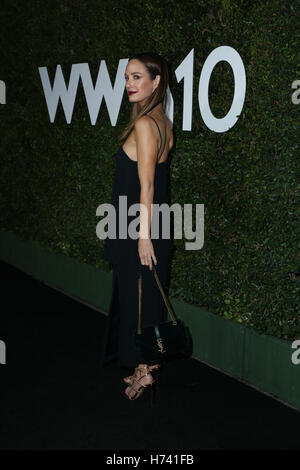 Los Angeles, Ca, USA. 2. November 2016. CATT Sadler besucht das wer was tragen 10. Jahrestag #WWW10 Erfahrung auf 2. November 2016 in Los Angeles, Kalifornien. (Credit: Parisa Afsahi/Media-Punch). / Alamy Live News Stockfoto