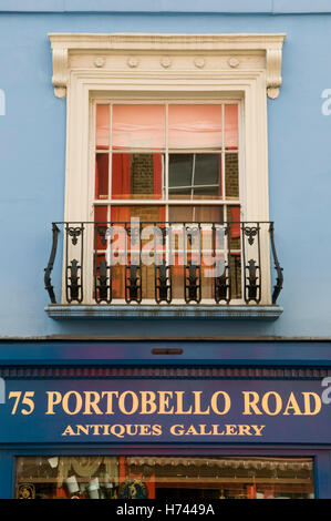 Antiquitätengalerie in Portobello Road, Notting Hill, London, England, Vereinigtes Königreich, Europa Stockfoto