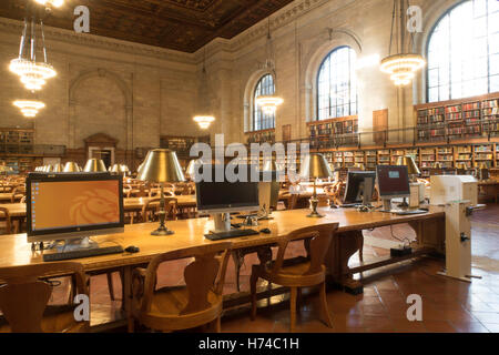 Die Rose Main Reading Room ist ein Meilenstein in der New York Public Library auf der Fifth Avenue, UYC, USA Stockfoto