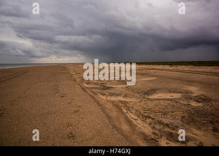 Stürmisches Wetter in der Nähe von Gibraltar Point Nature Reserve, Lincolnshire, UK Stockfoto