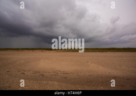 Stürmisches Wetter in der Nähe von Gibraltar Point Nature Reserve, Lincolnshire, UK Stockfoto