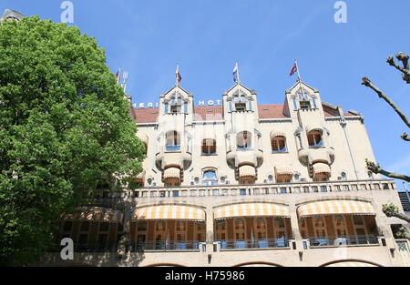 Obergeschosse des amerikanischen Hotels - Hotel Americain, Leidseplein Square, Amsterdam, Niederlande. Stockfoto