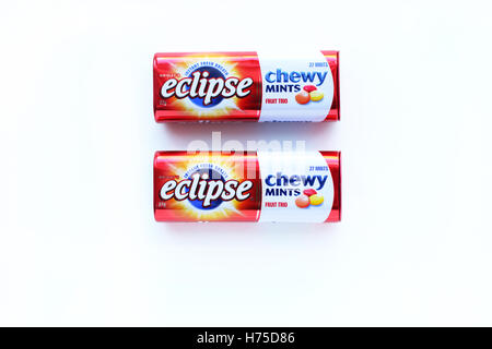 Australische Eclipse Chewy Münzstätten auf weißen Hintergrund isoliert Stockfoto