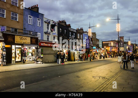 Camden Lock ist auch bekannt als Hampstead Road Schlösser eines der wichtigsten touristischen Attraktionen für das Nachtleben im Zentrum von London. Stockfoto